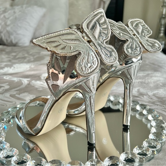 Fashion Butterfly High Heels - Picture 5 of 10